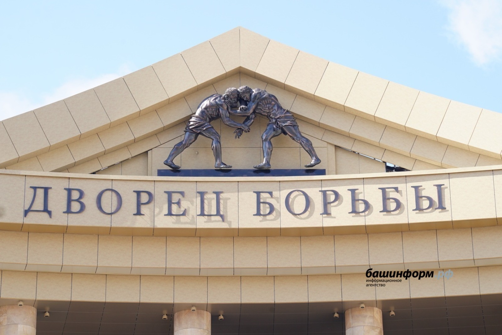 Олег Яровиков