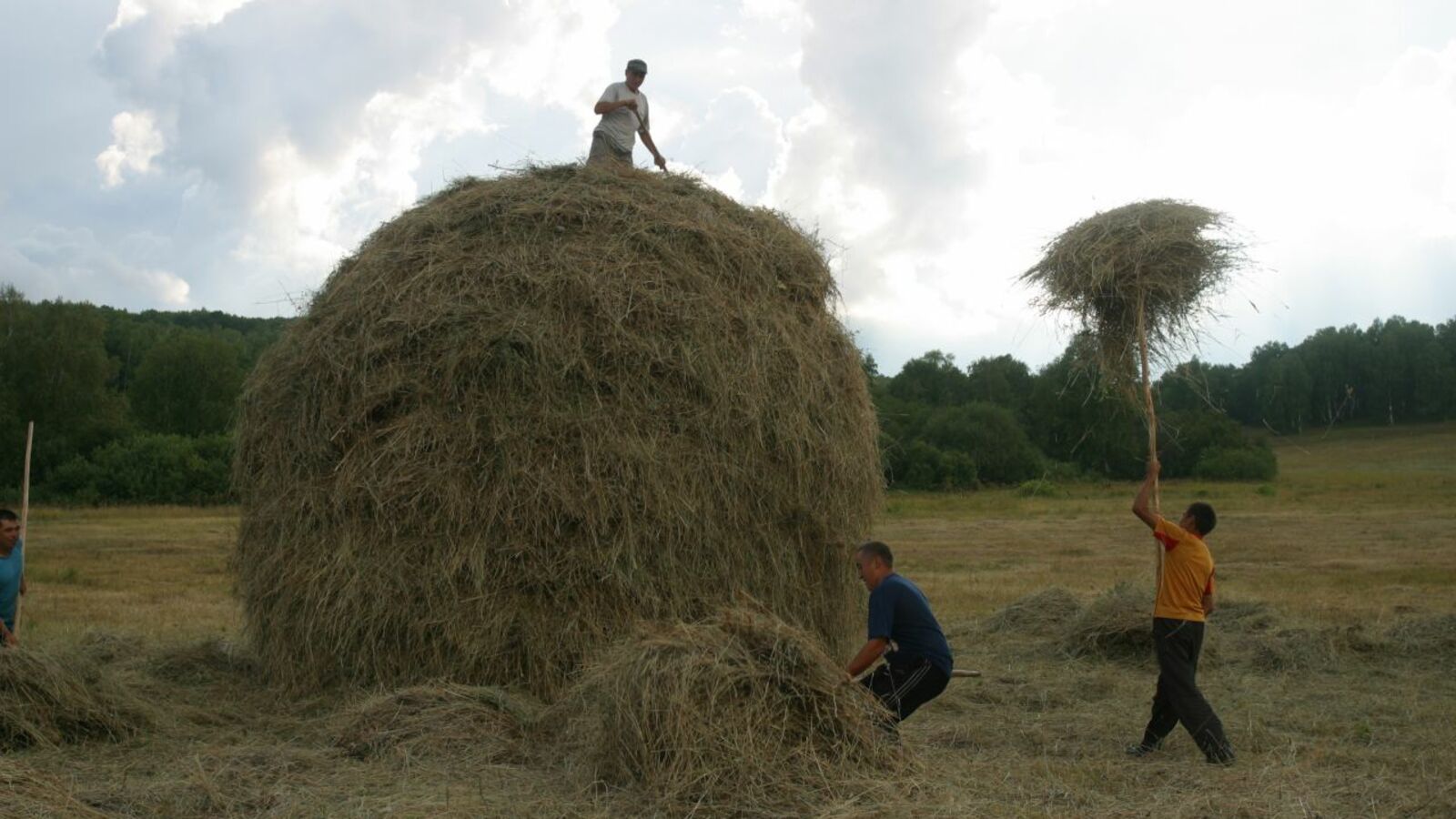 Олег Яровиков