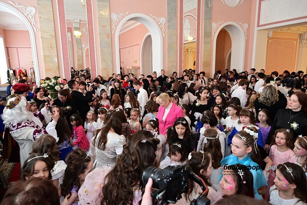 Олег Яровиков, Азат Мухамедьянов  ИА "Башинформ", пресс - служба Главы РБ