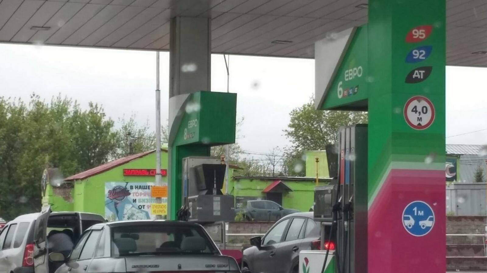 Олег Яровиков