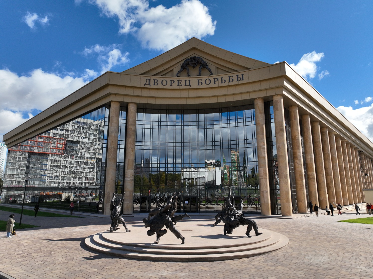 Олег Яровиков