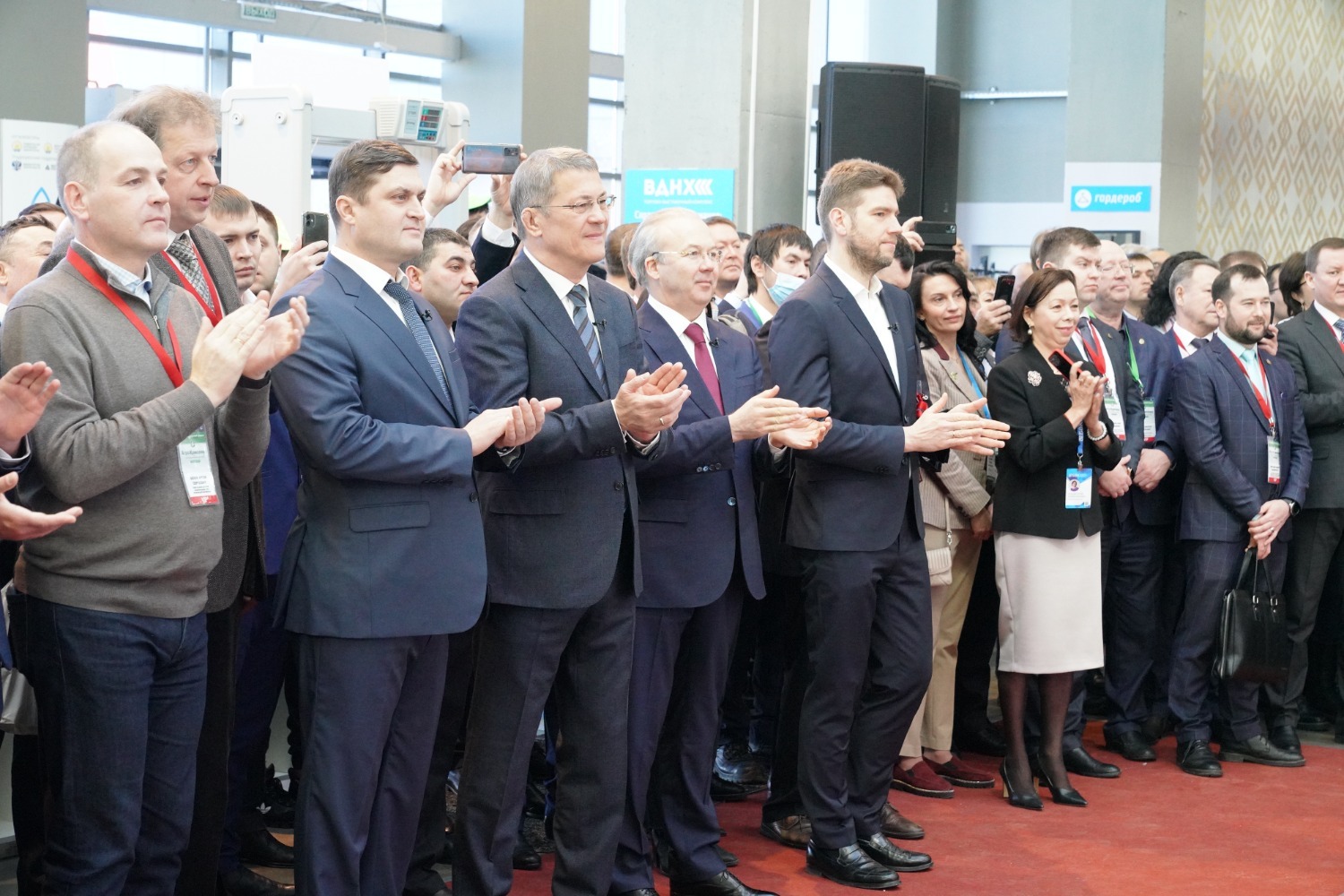 Олег Яровиков