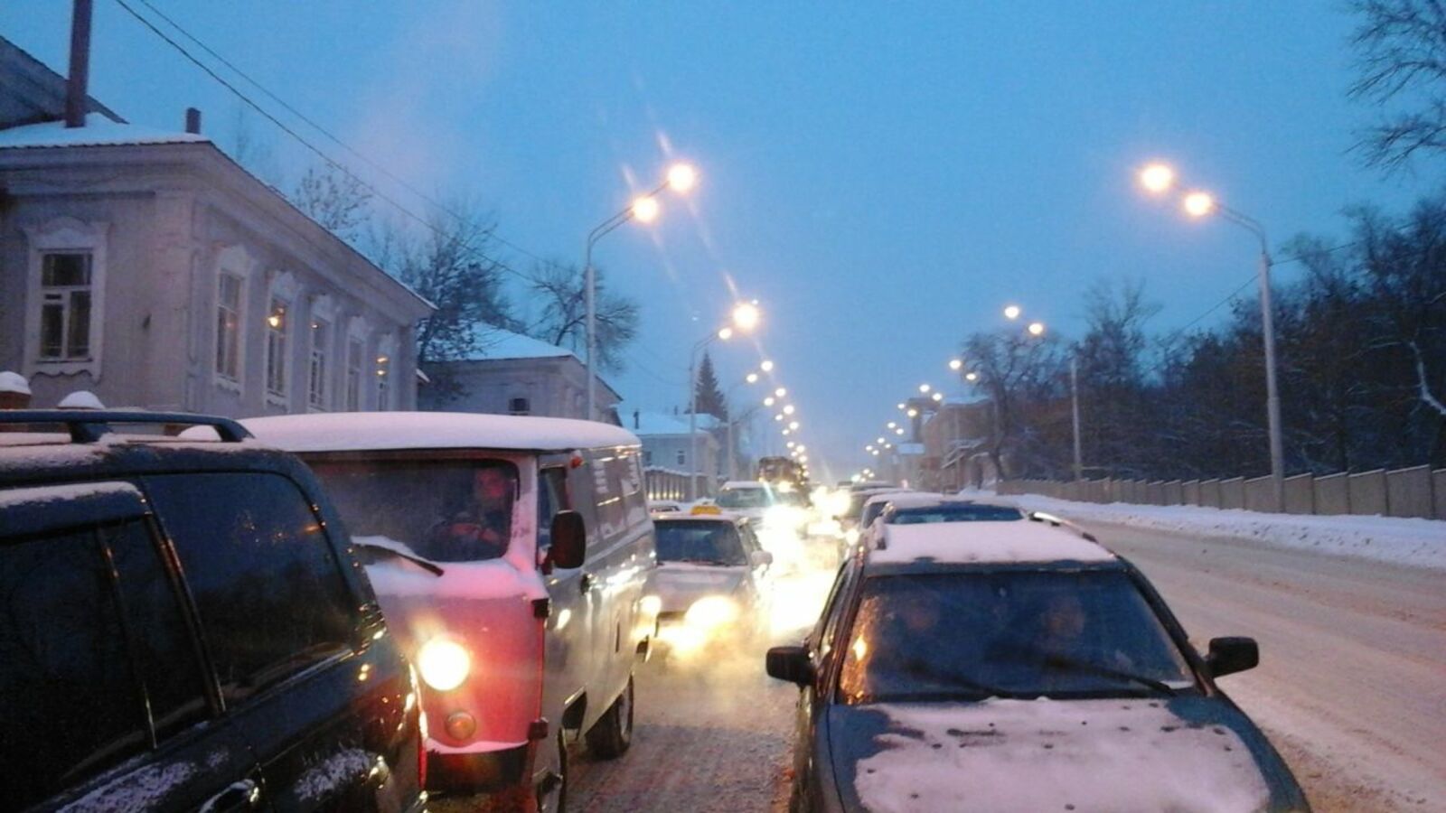 автора