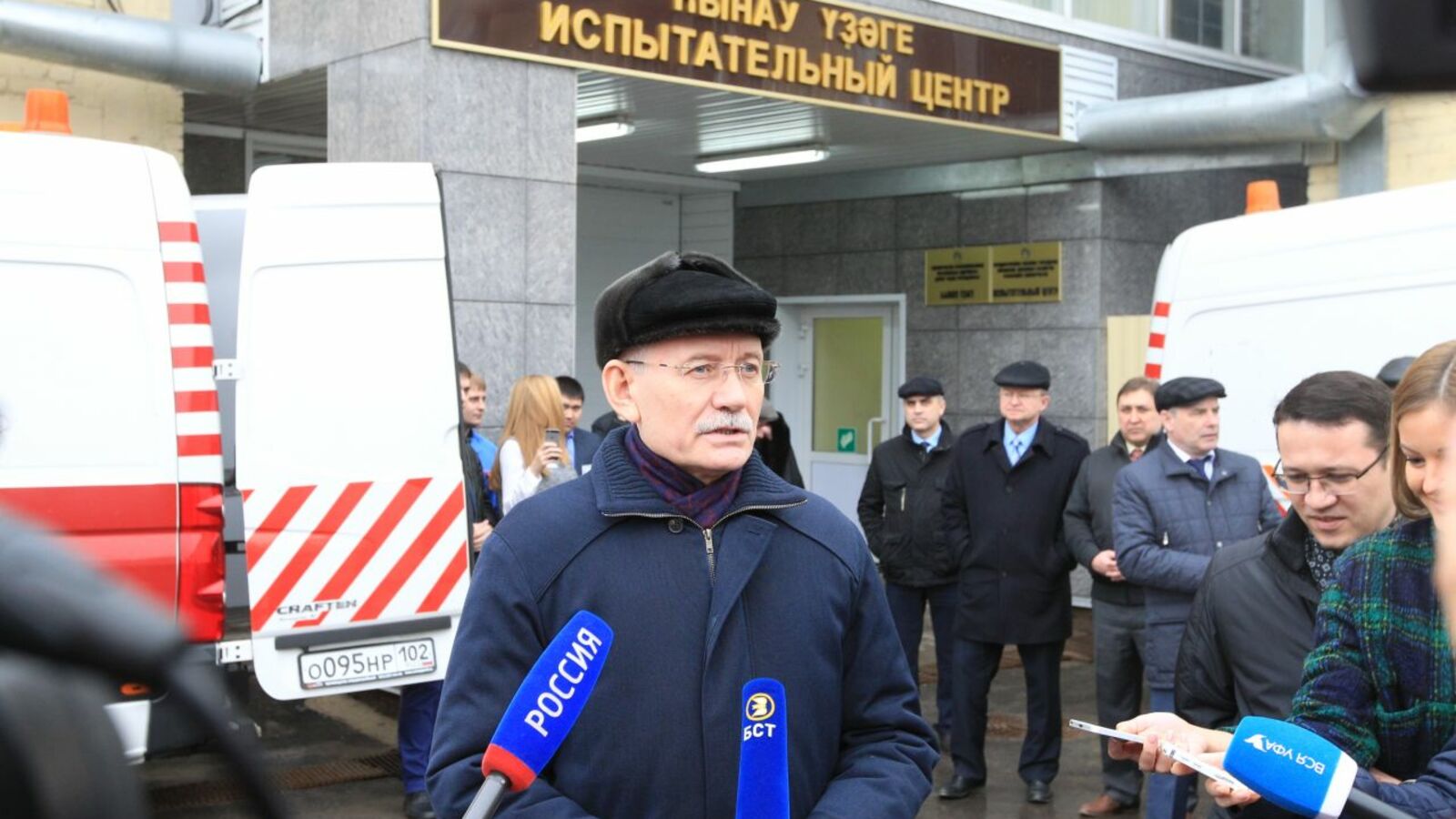 Олег Яровиков