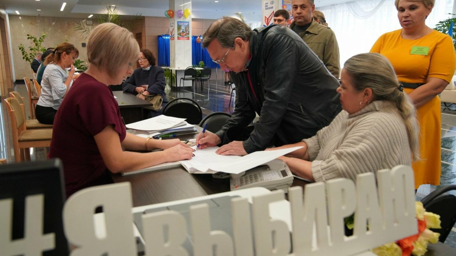 Олег Яровиков