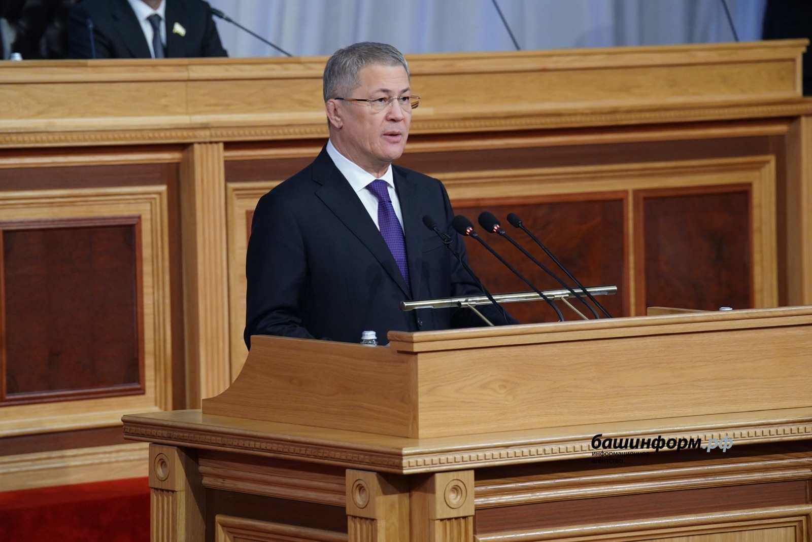 Олег Яровиков