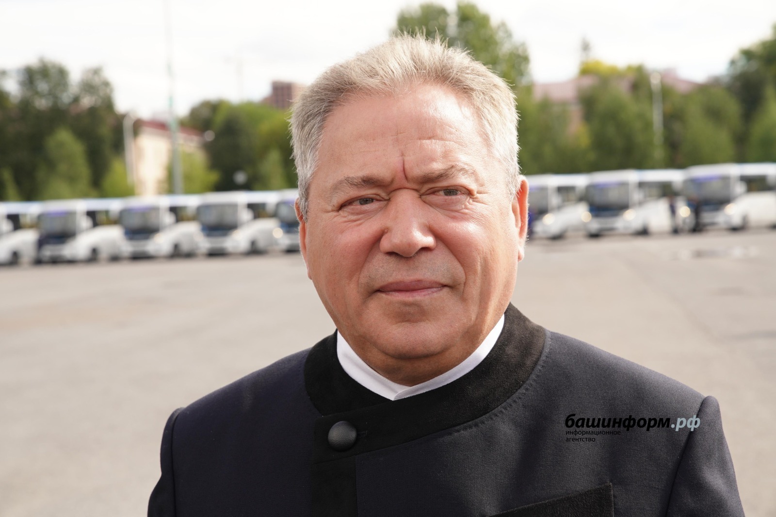 Олег Яровиков