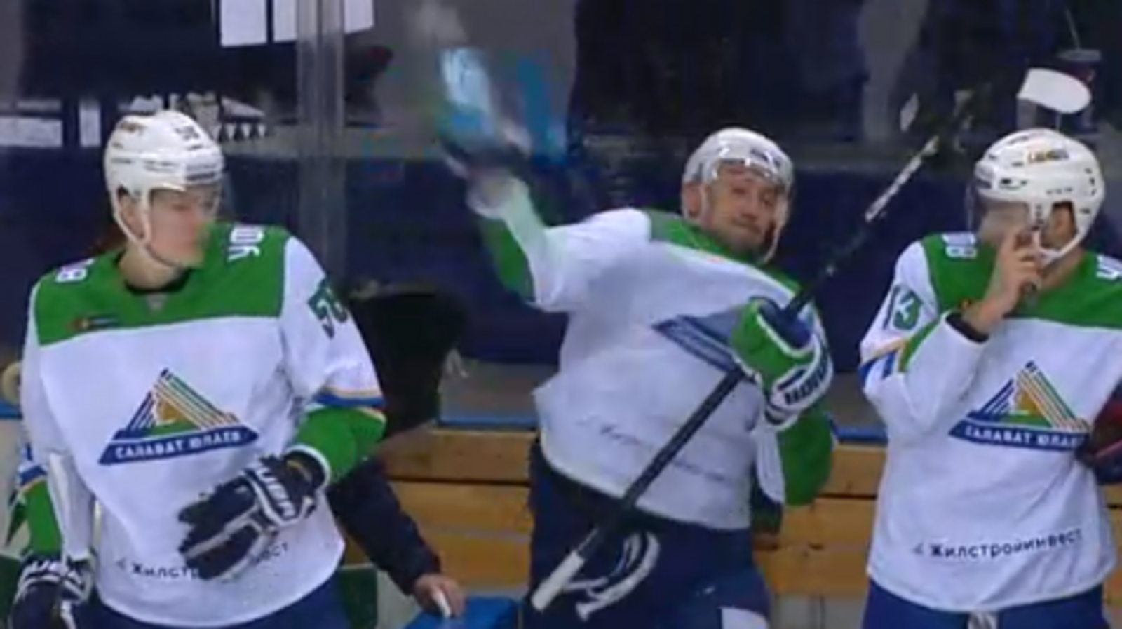 стоп-кадр видео КХЛ