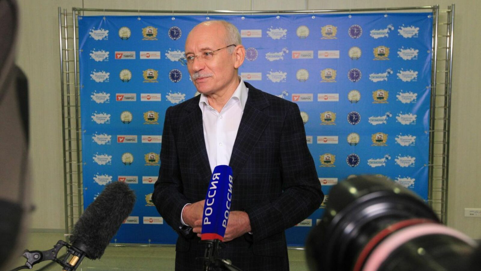 Олег Яровиков