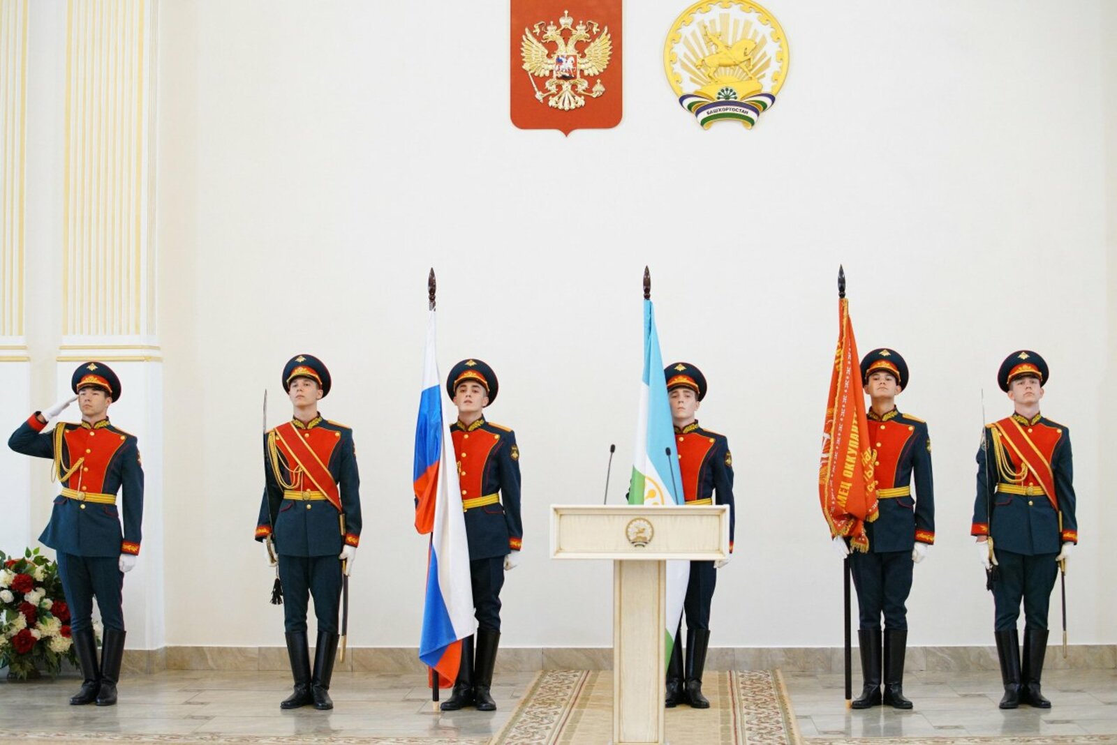 Олег Яровиков