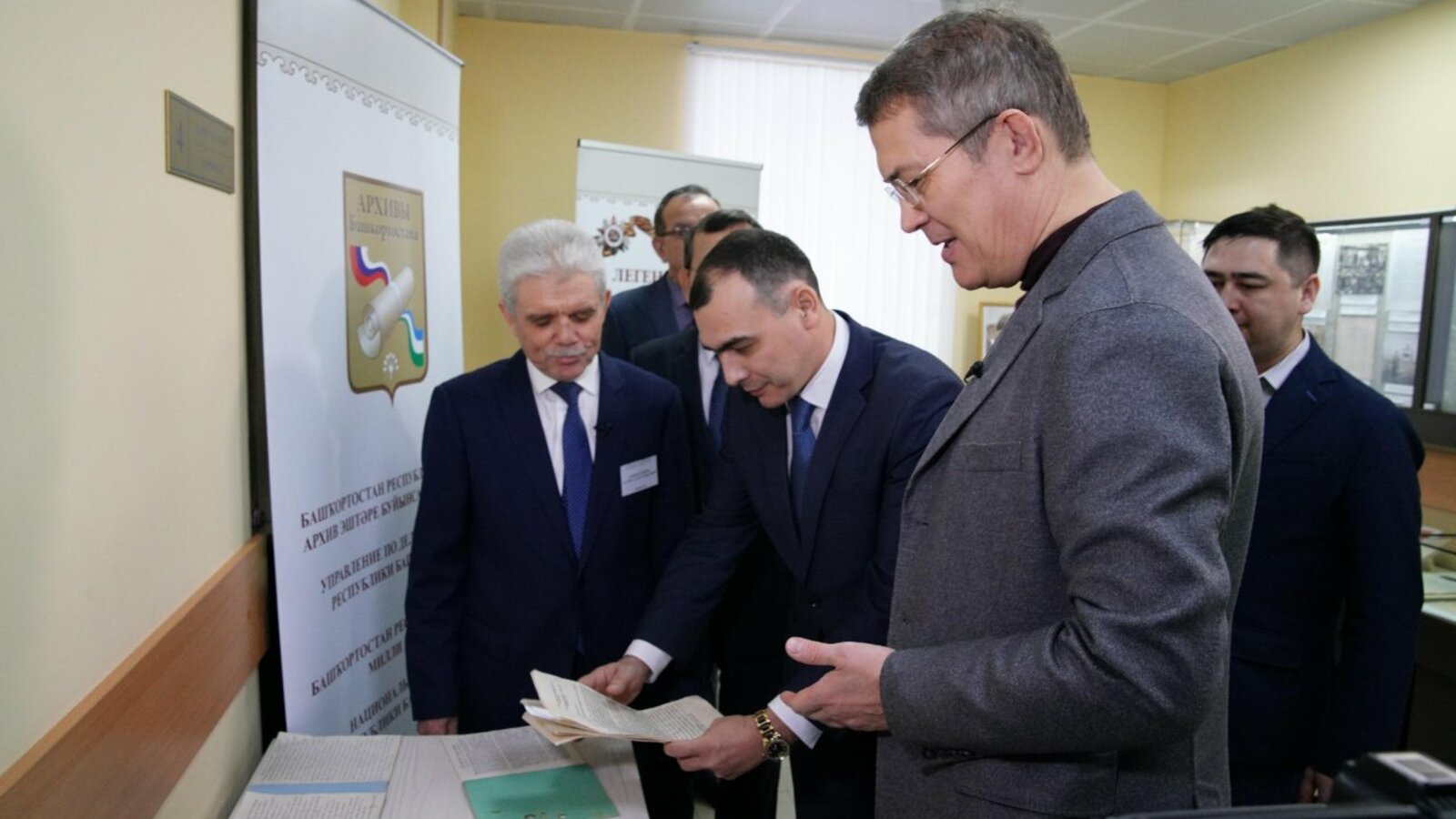 Олег Яровиков