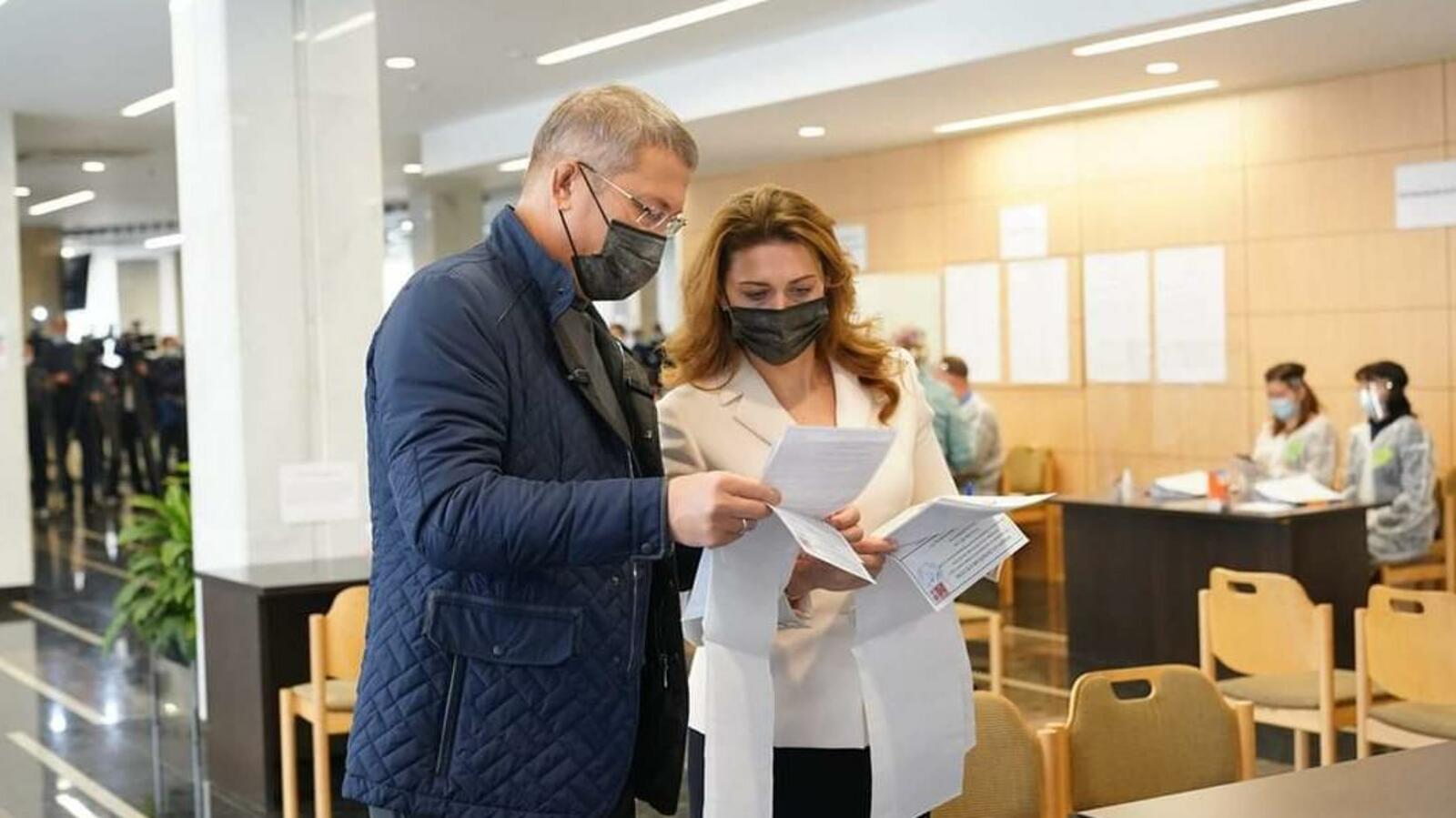 Олег Яровиков