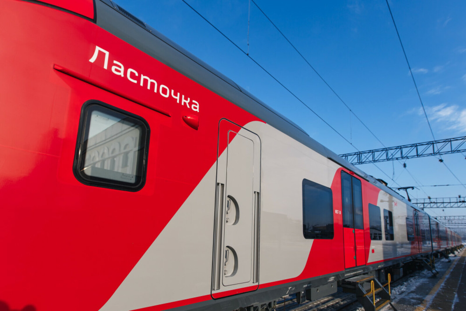 Число вагонов в скорых пригородных поездах «Ласточка» увеличили до 6