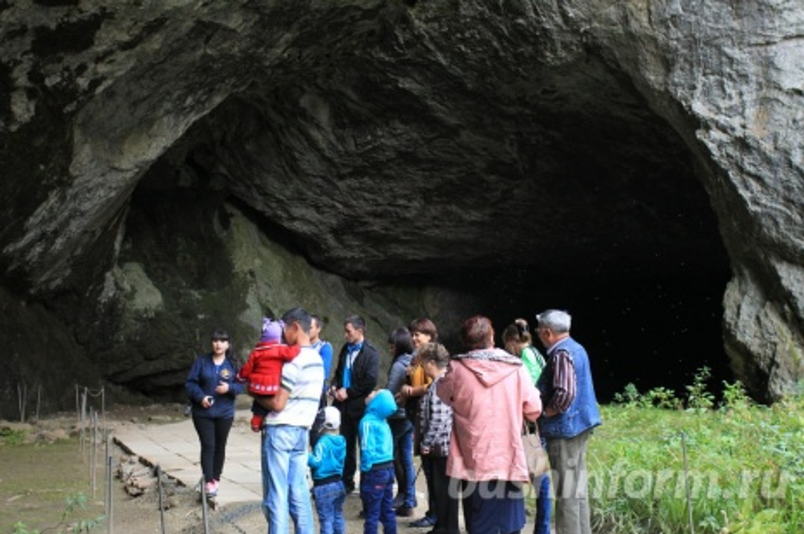 Олег Яровиков