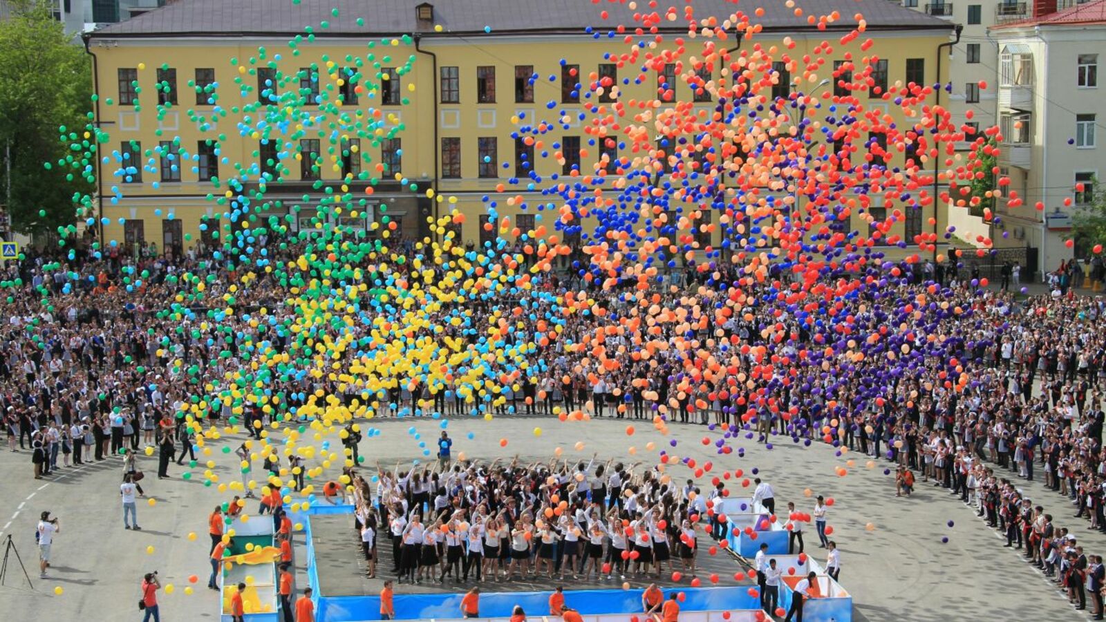 Олег Яровиков