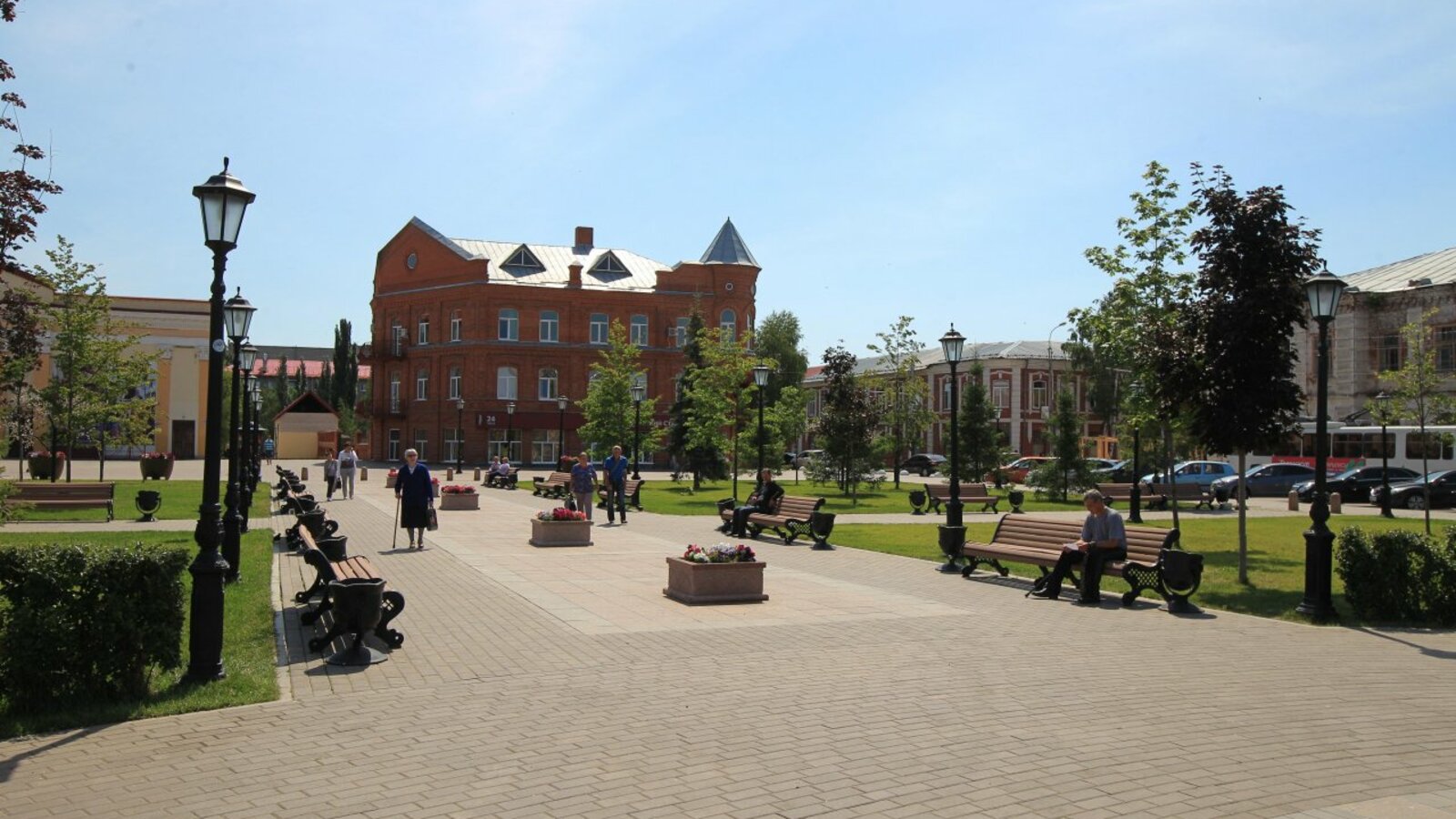 Олег Яровиков