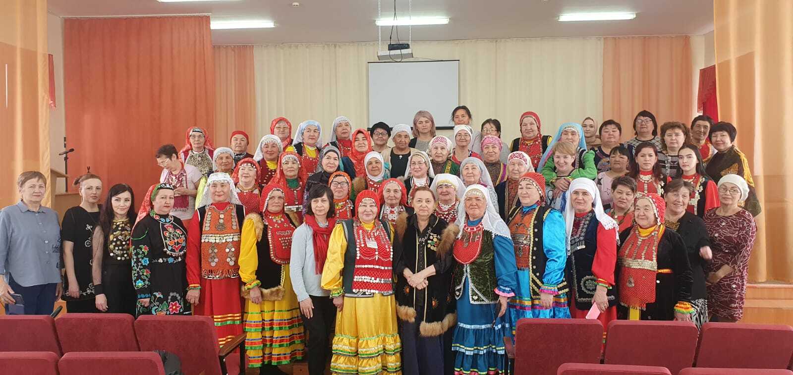 Мастерица из Уфимского района приняла участие во II Межрегиональном форуме по ткачеству