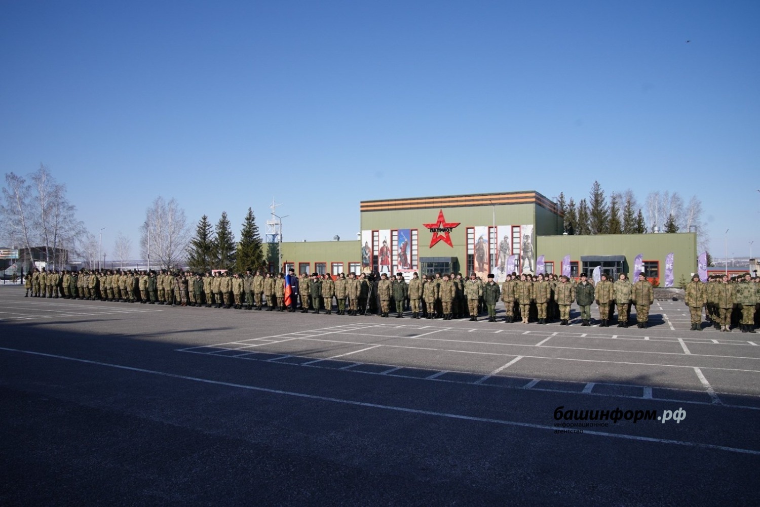 Олег Яровиков