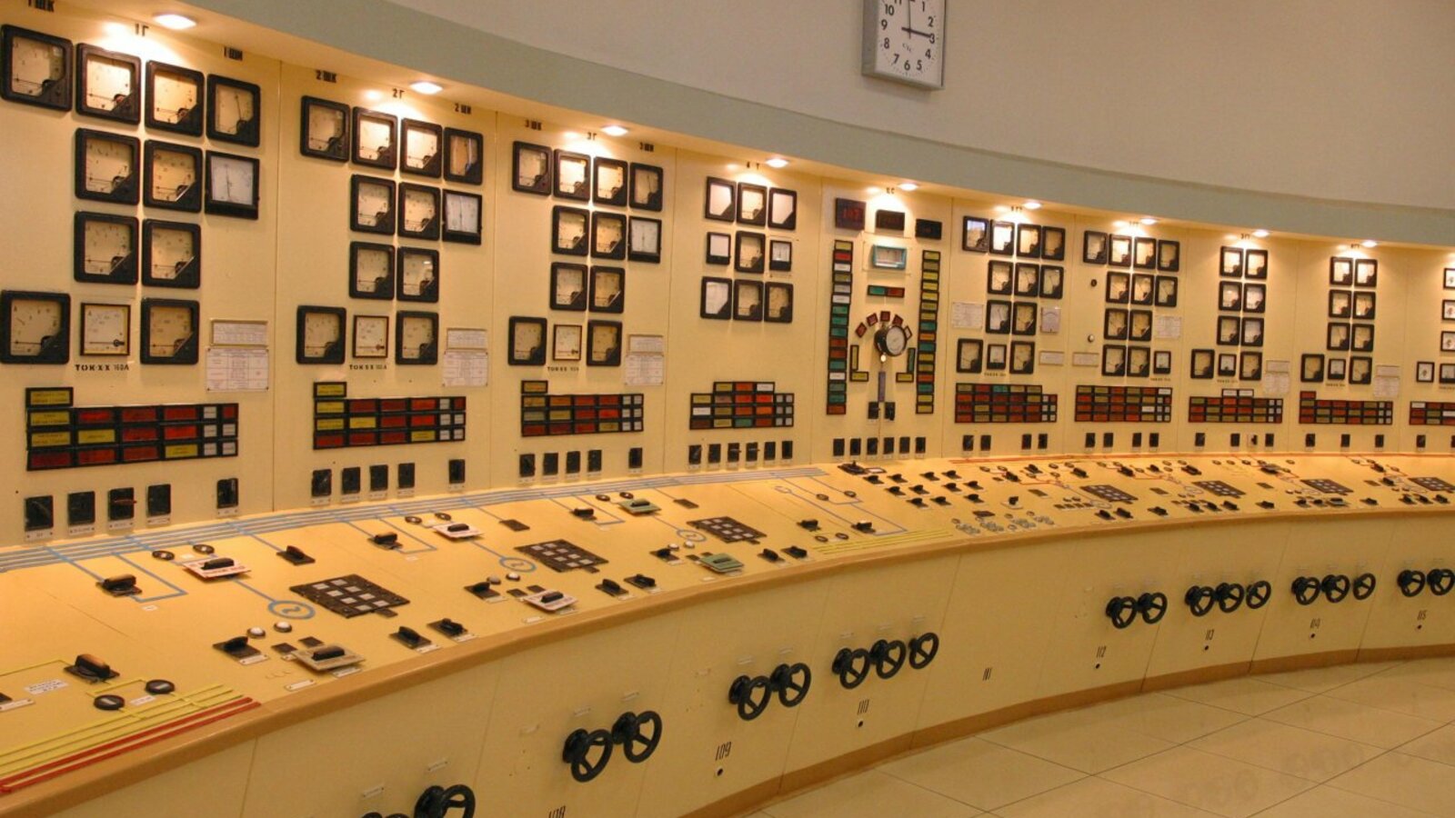 Олег Яровиков