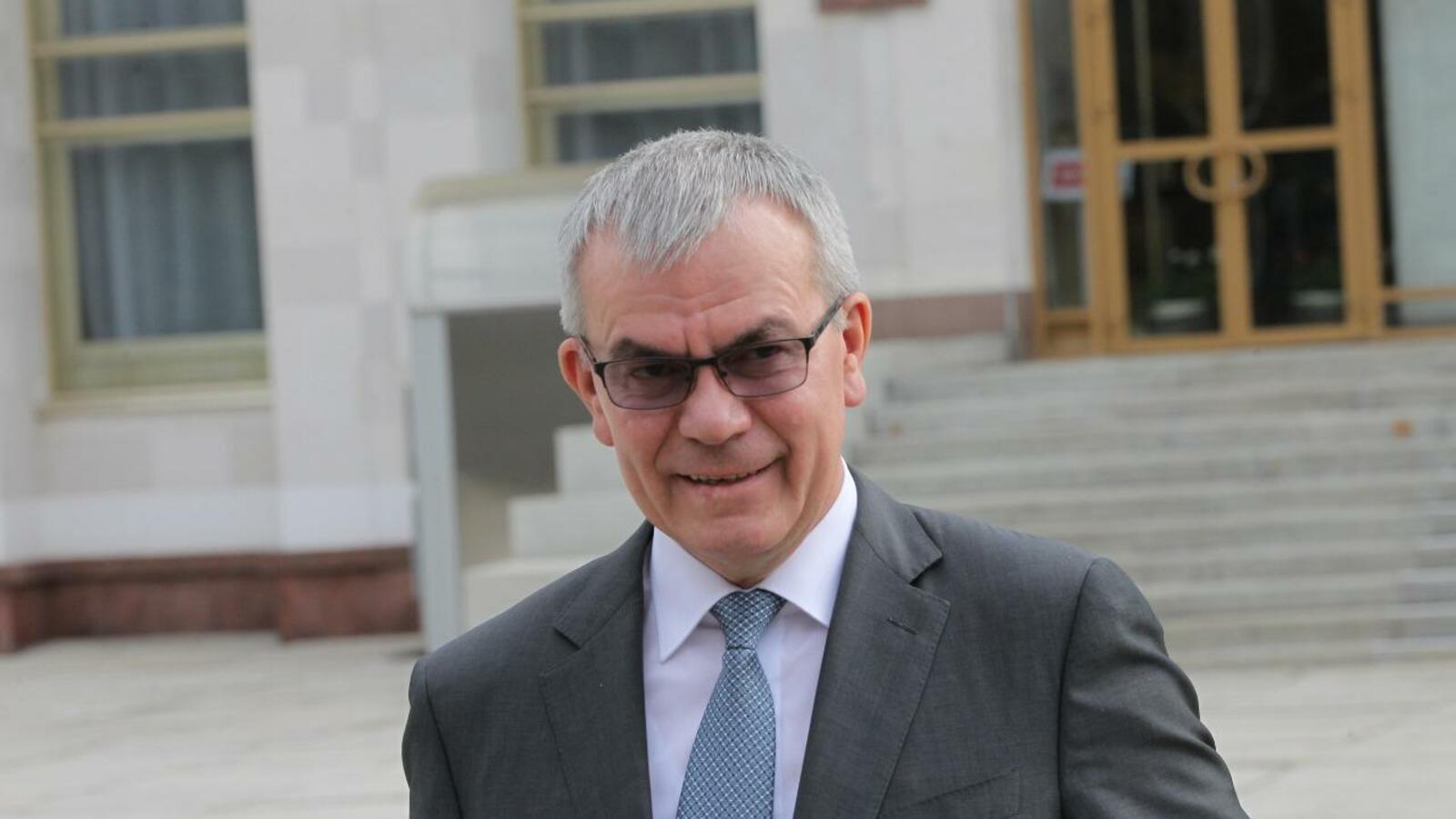 Олег Яровиков