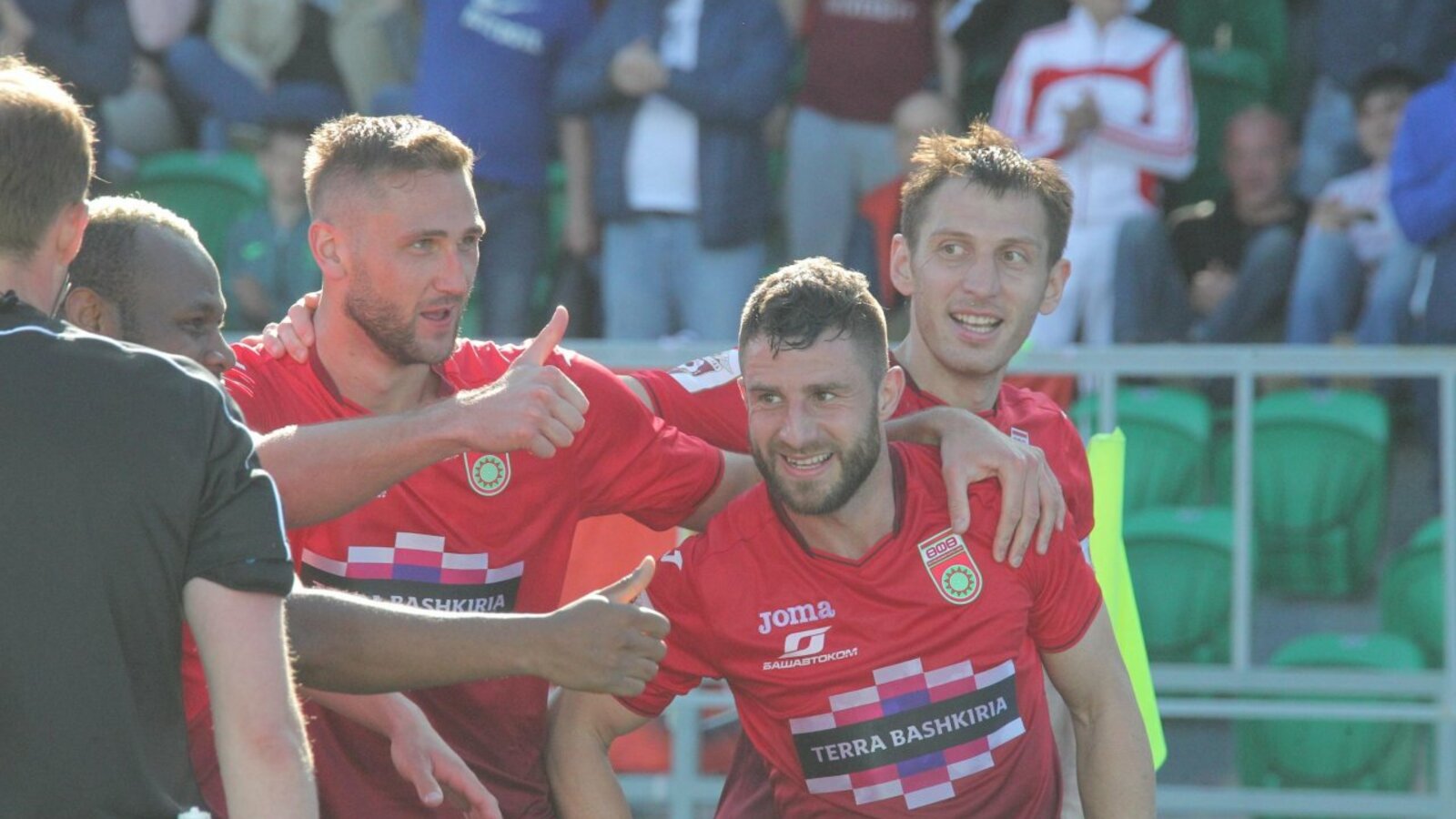 Олег Яровиков