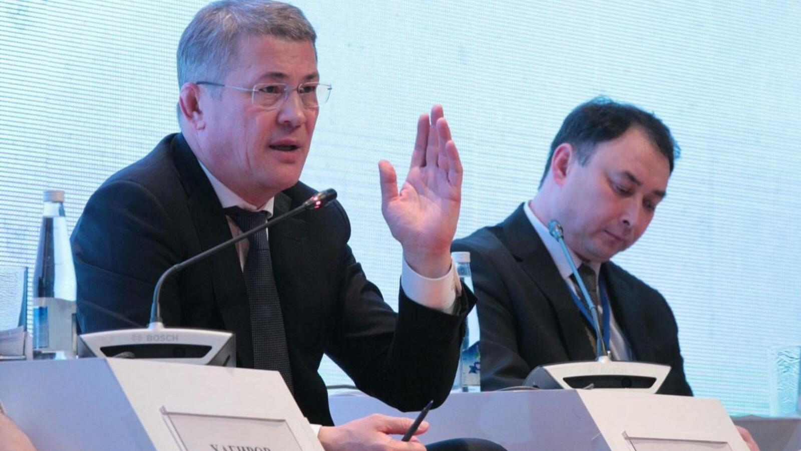 Олег Яровиков