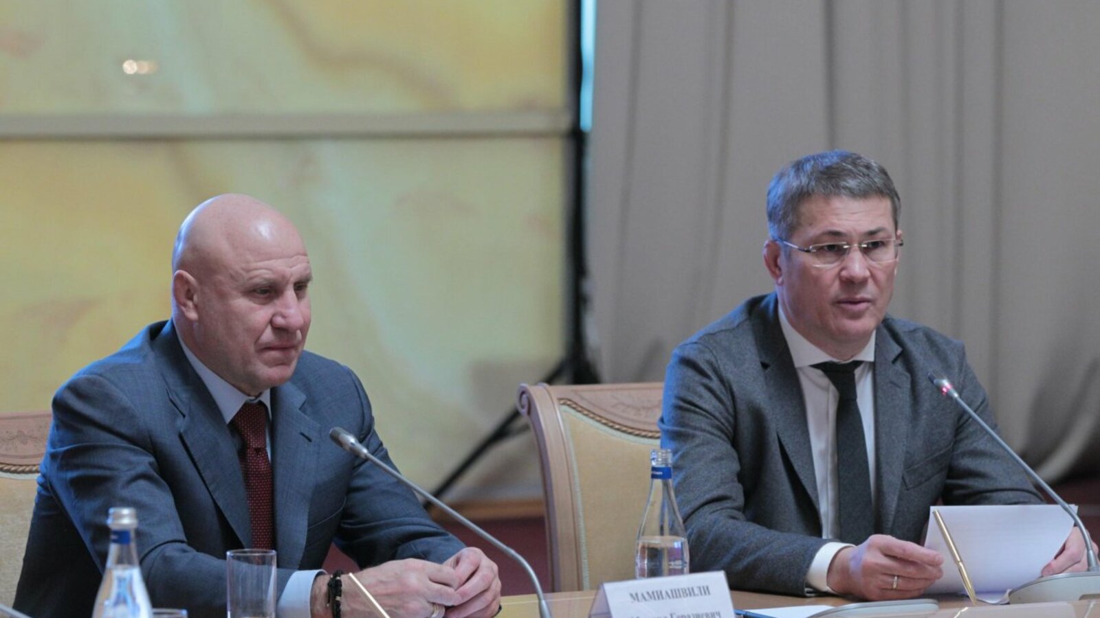 Олег Яровиков