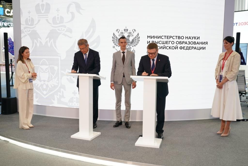 Азат  Мухамедьянов