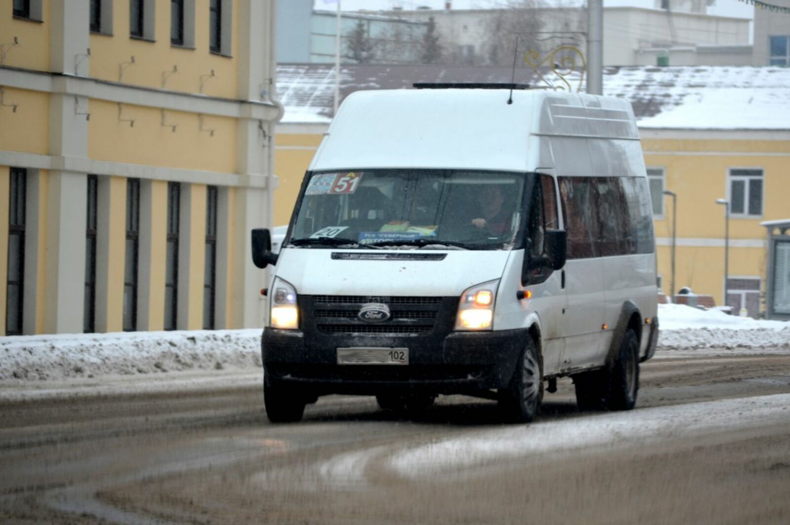автора