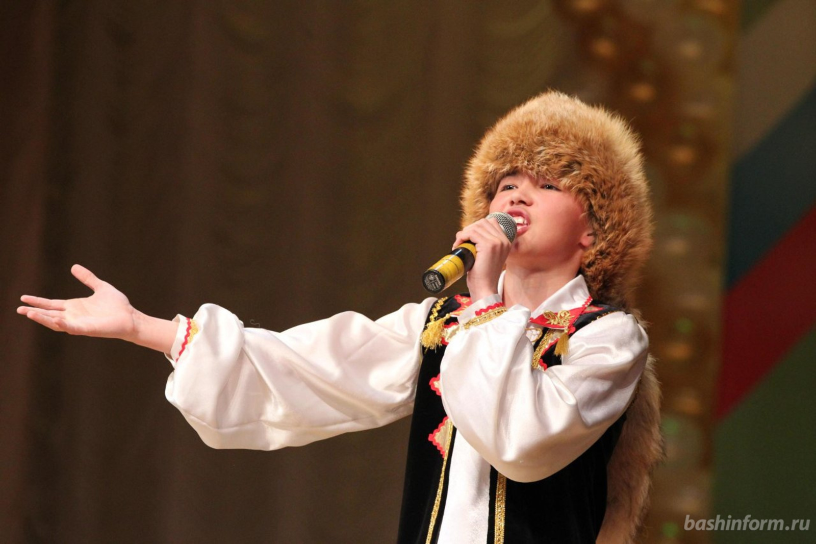 Олег Яровиков