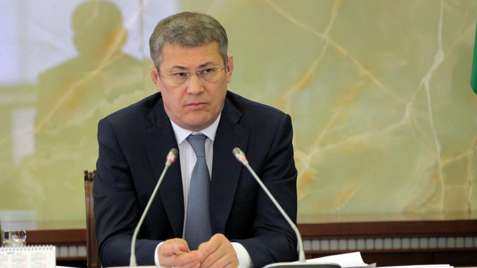 Олег Яровиков