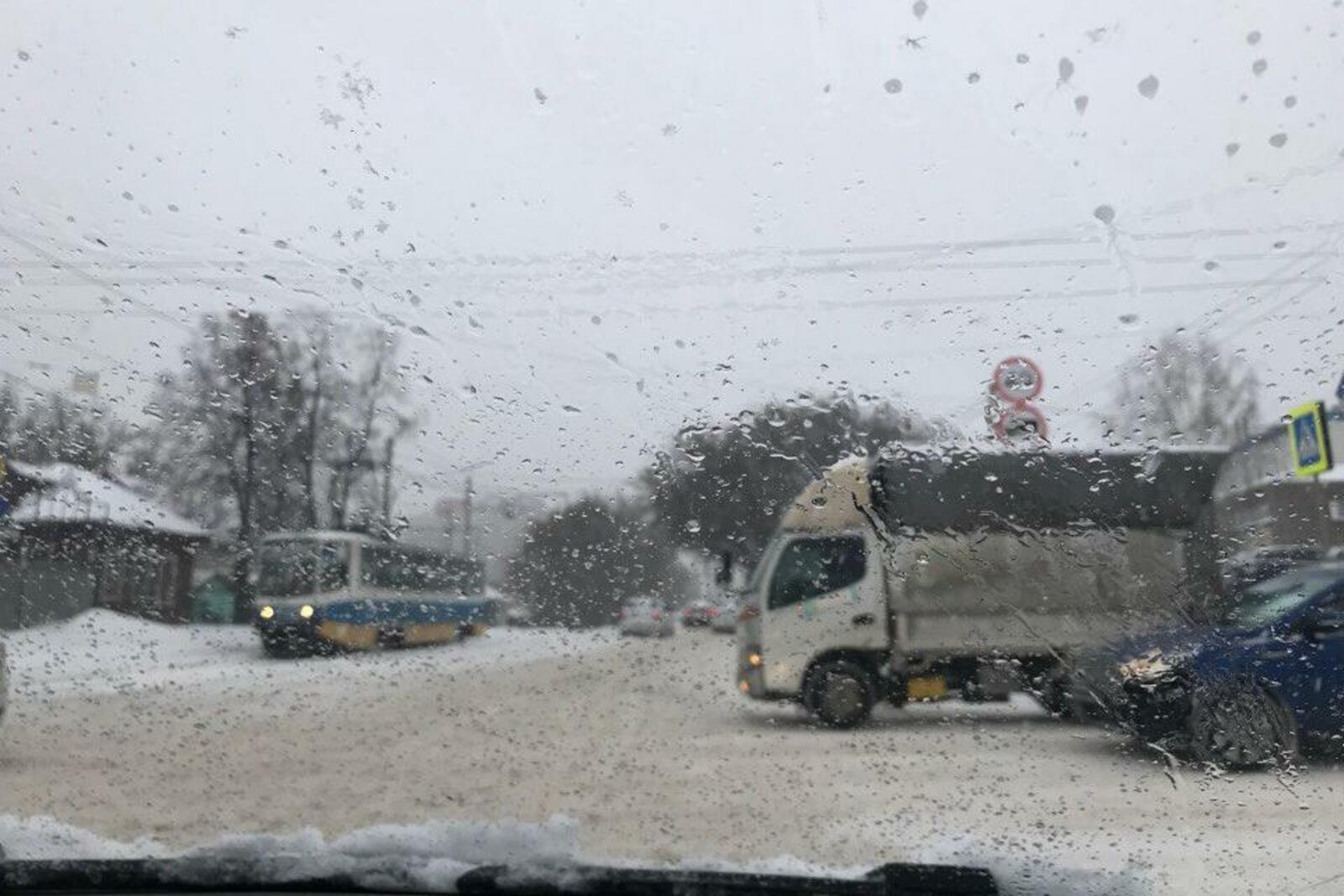 автор