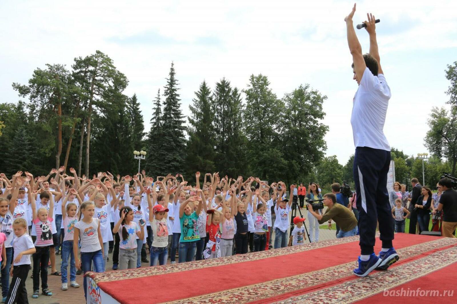 Олег Яровиков