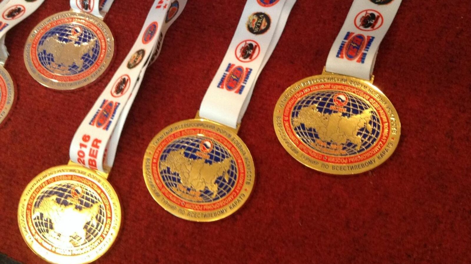 Дмитрий Слезин