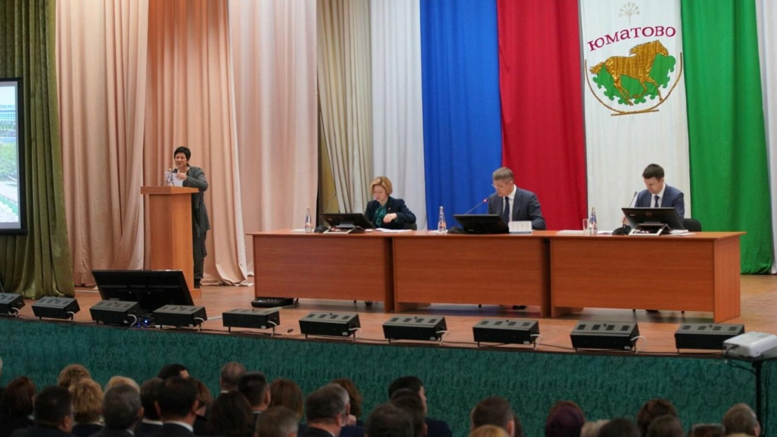 Олег Яровиков