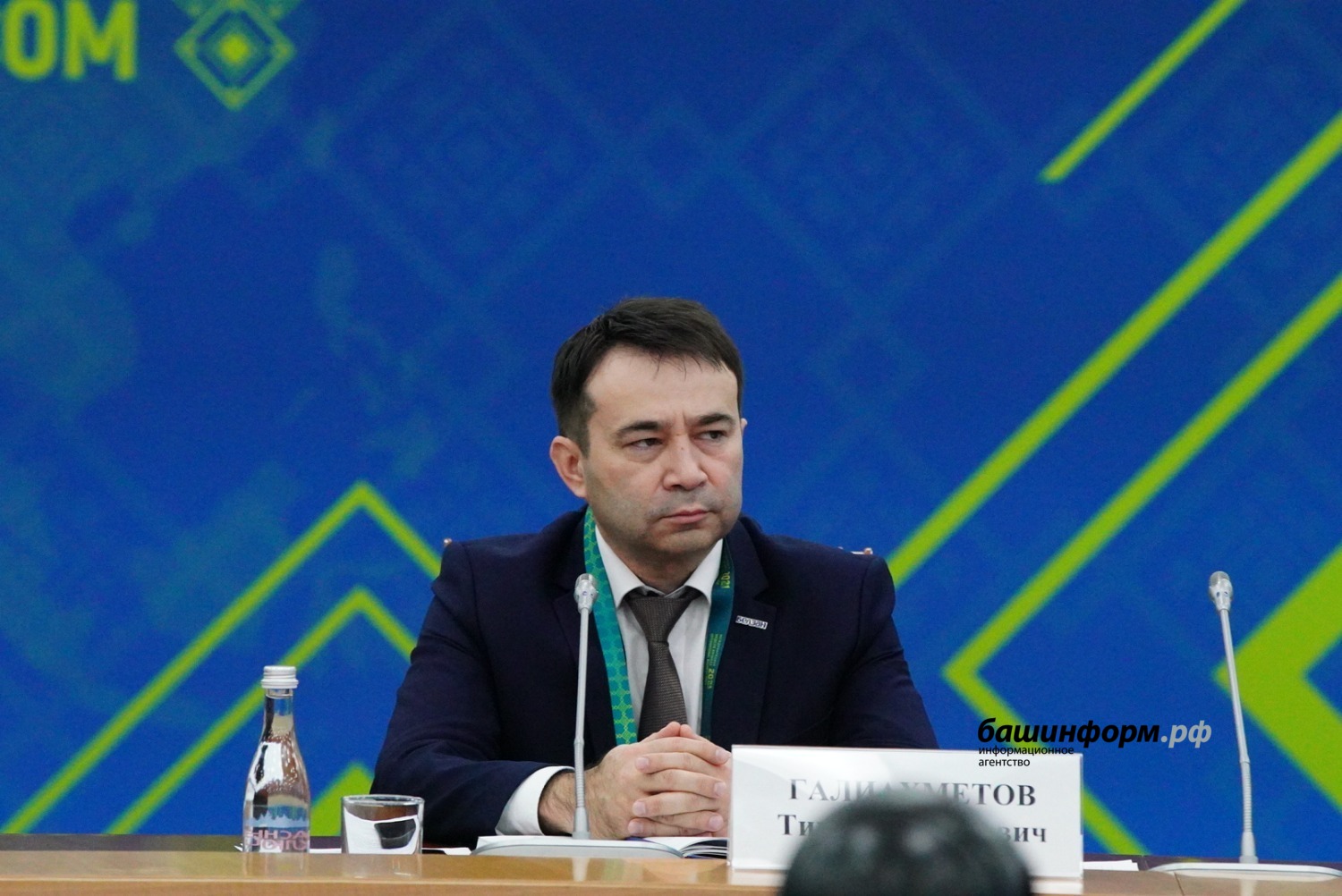 Олег Яровиков