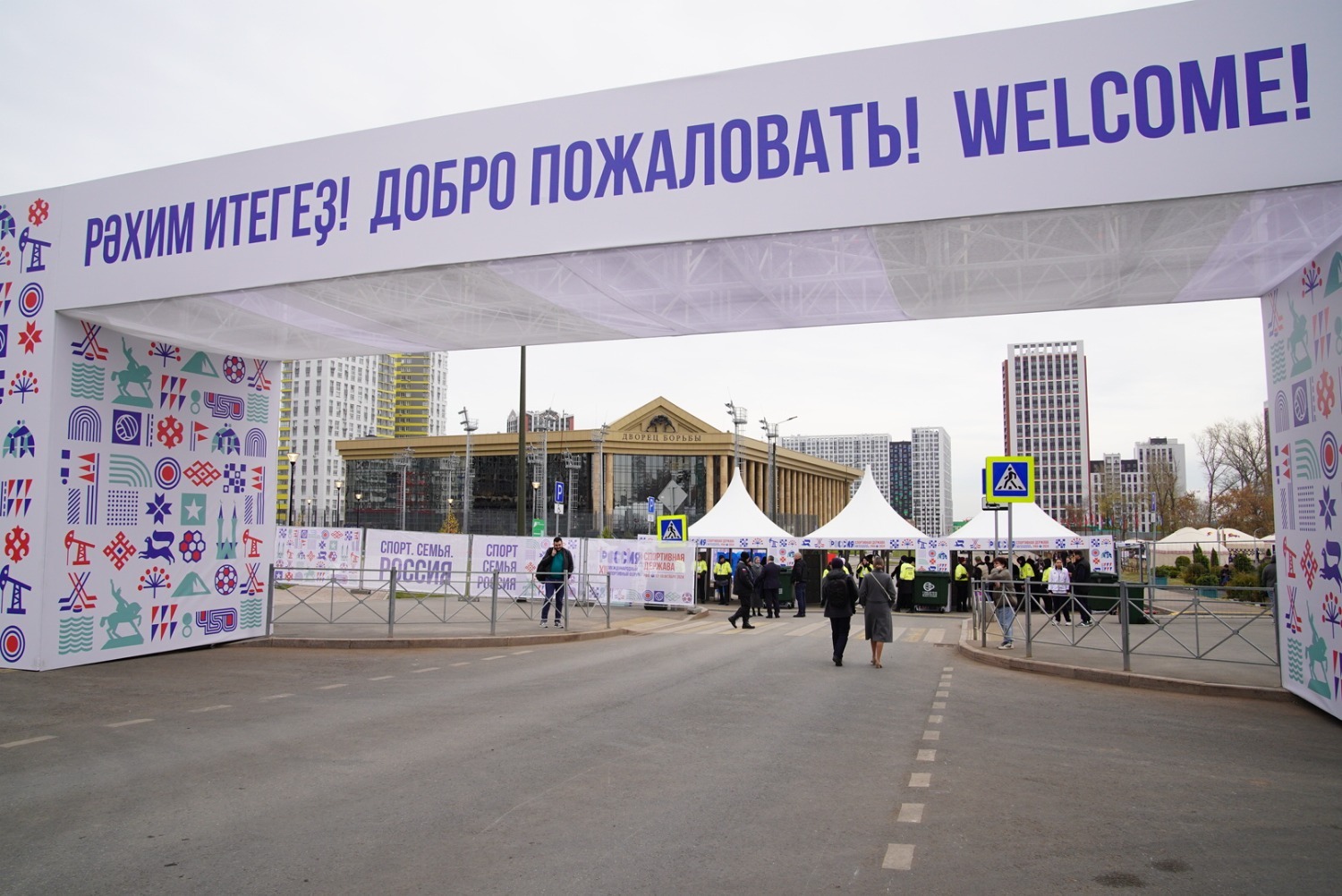 Олег Яровиков