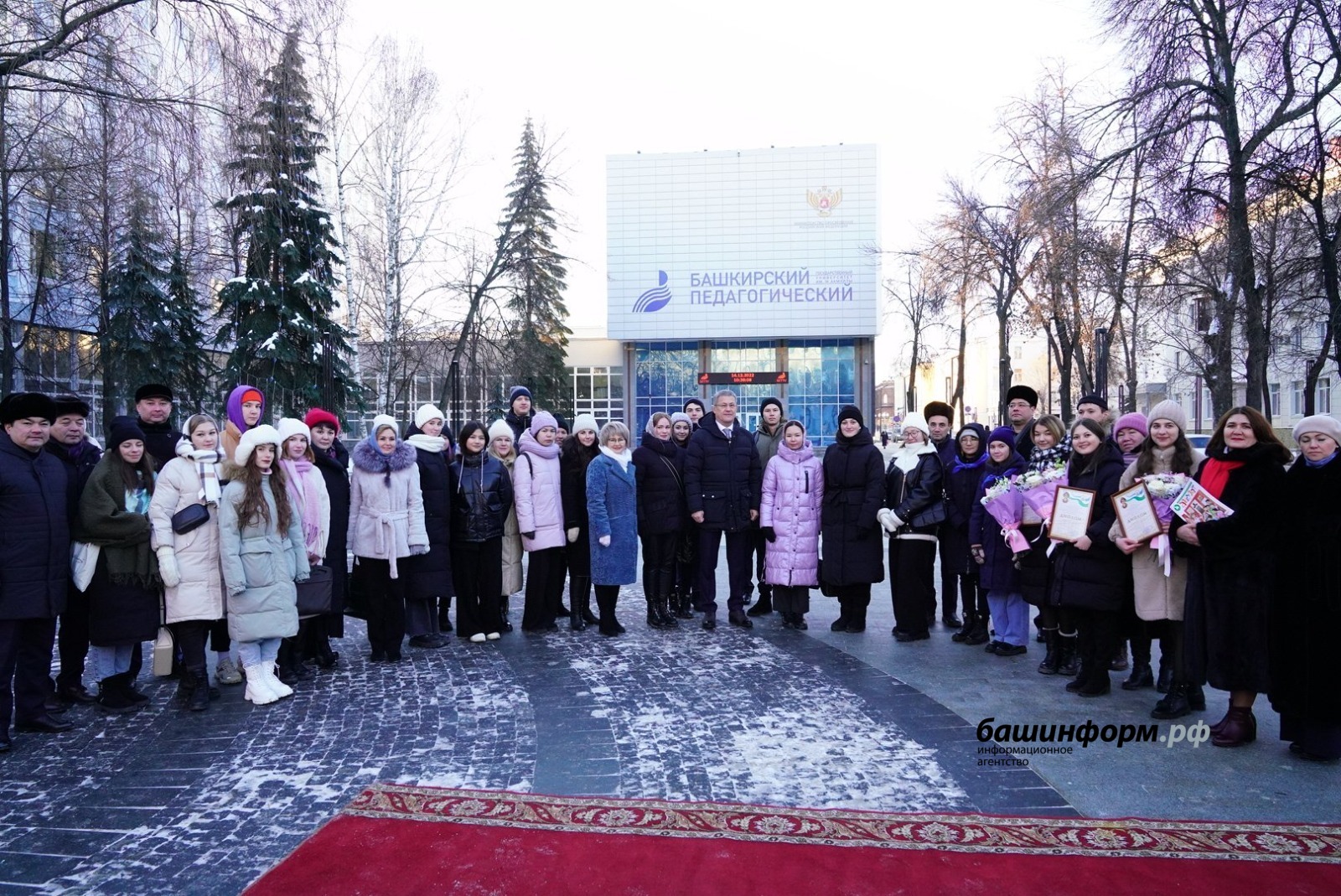 Олег Яровикова