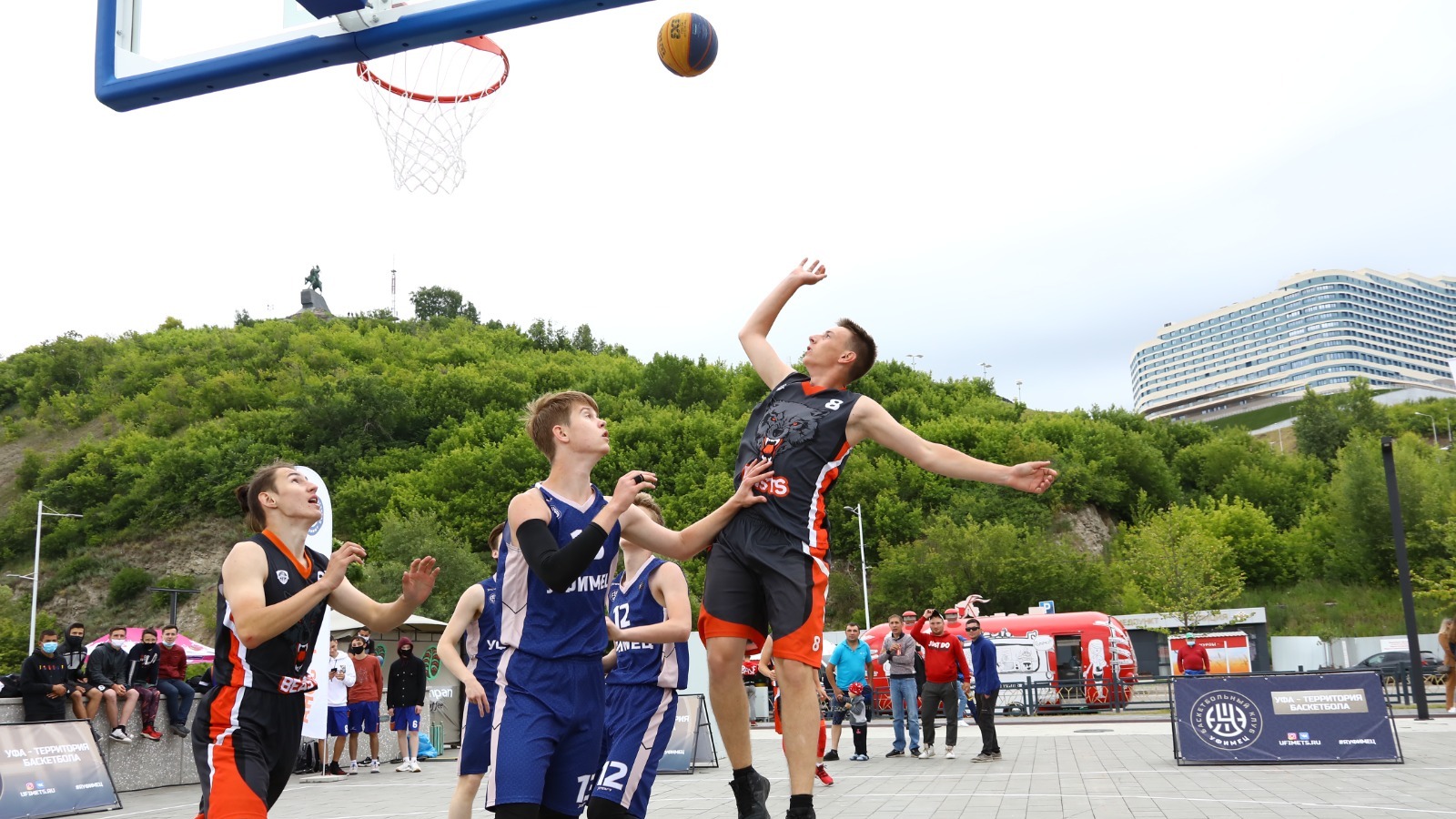 Валерий Шахов