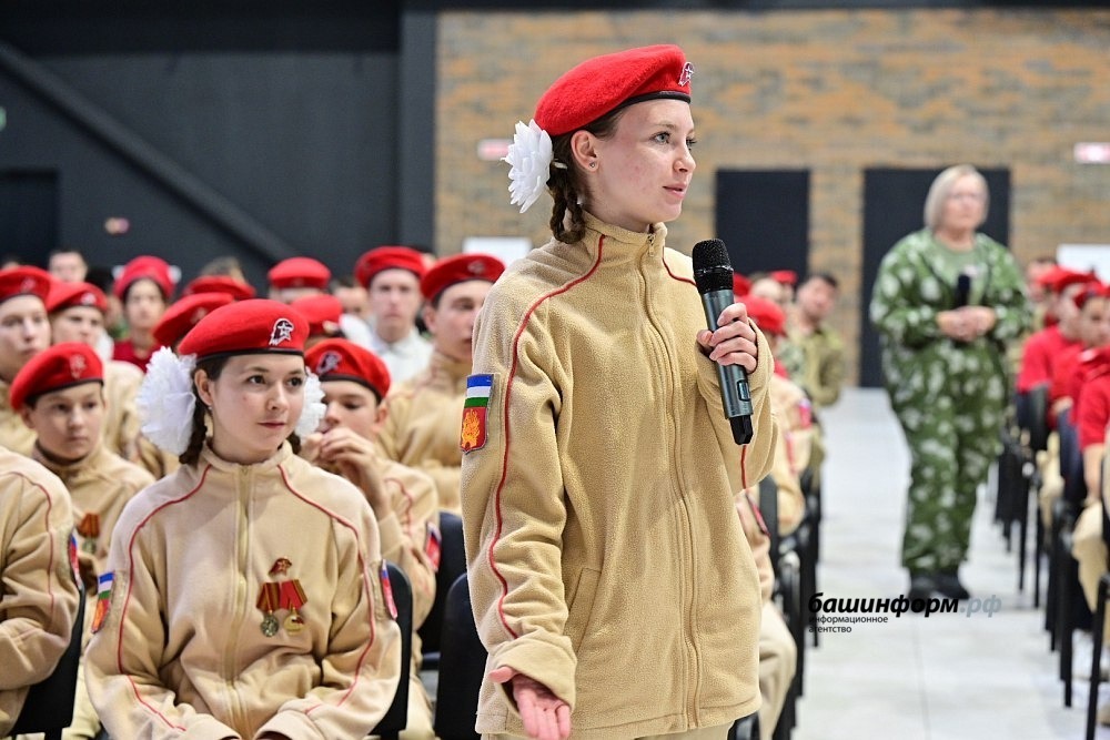 Азат Мухамедьянов  пресс-служба  Главы РБ