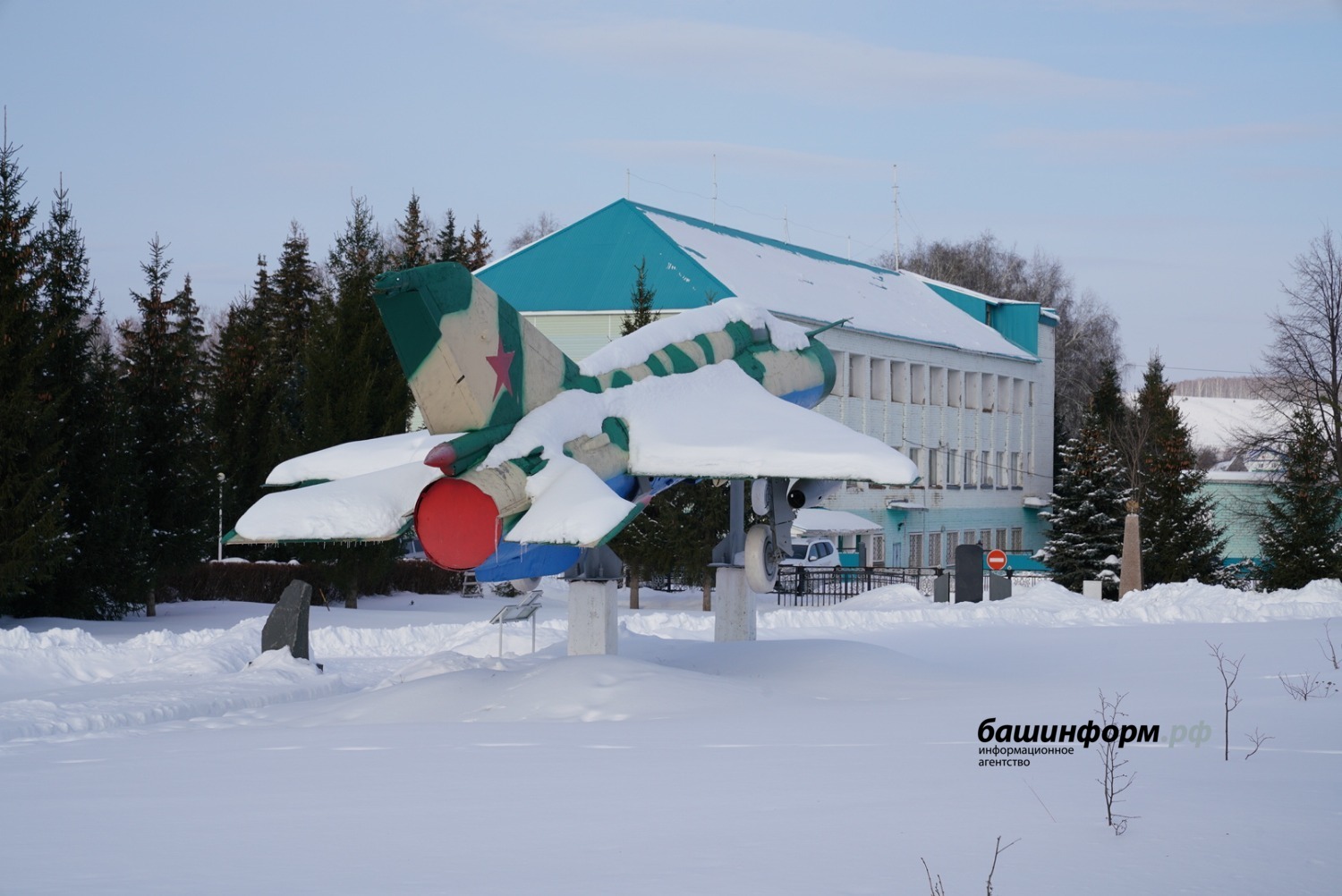 Олег Яровиков