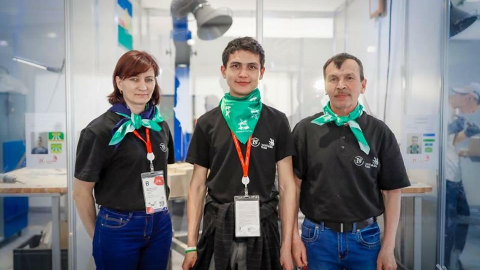 Марина Попова