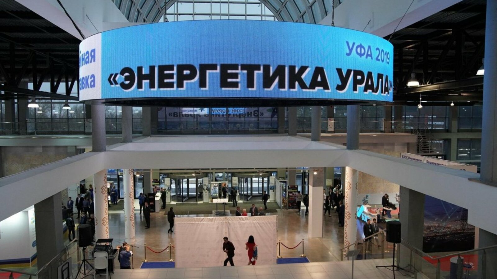 Олег Яровиков