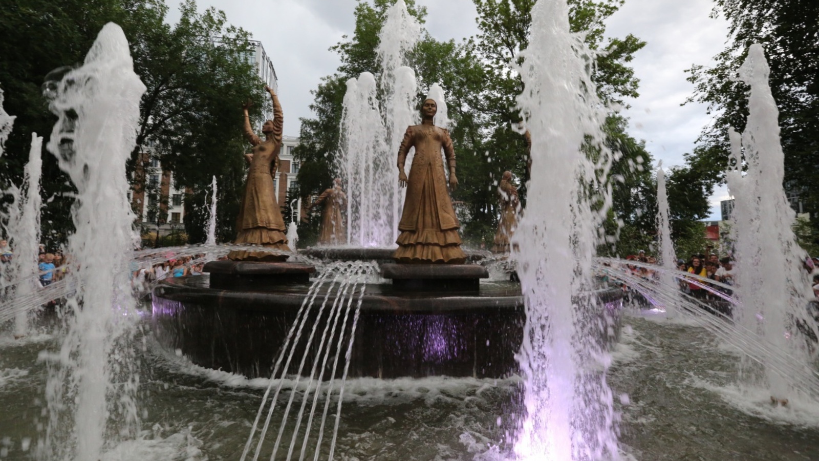 Андрей Старостин