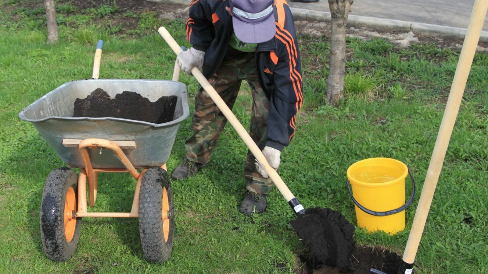 Олег Яровиков