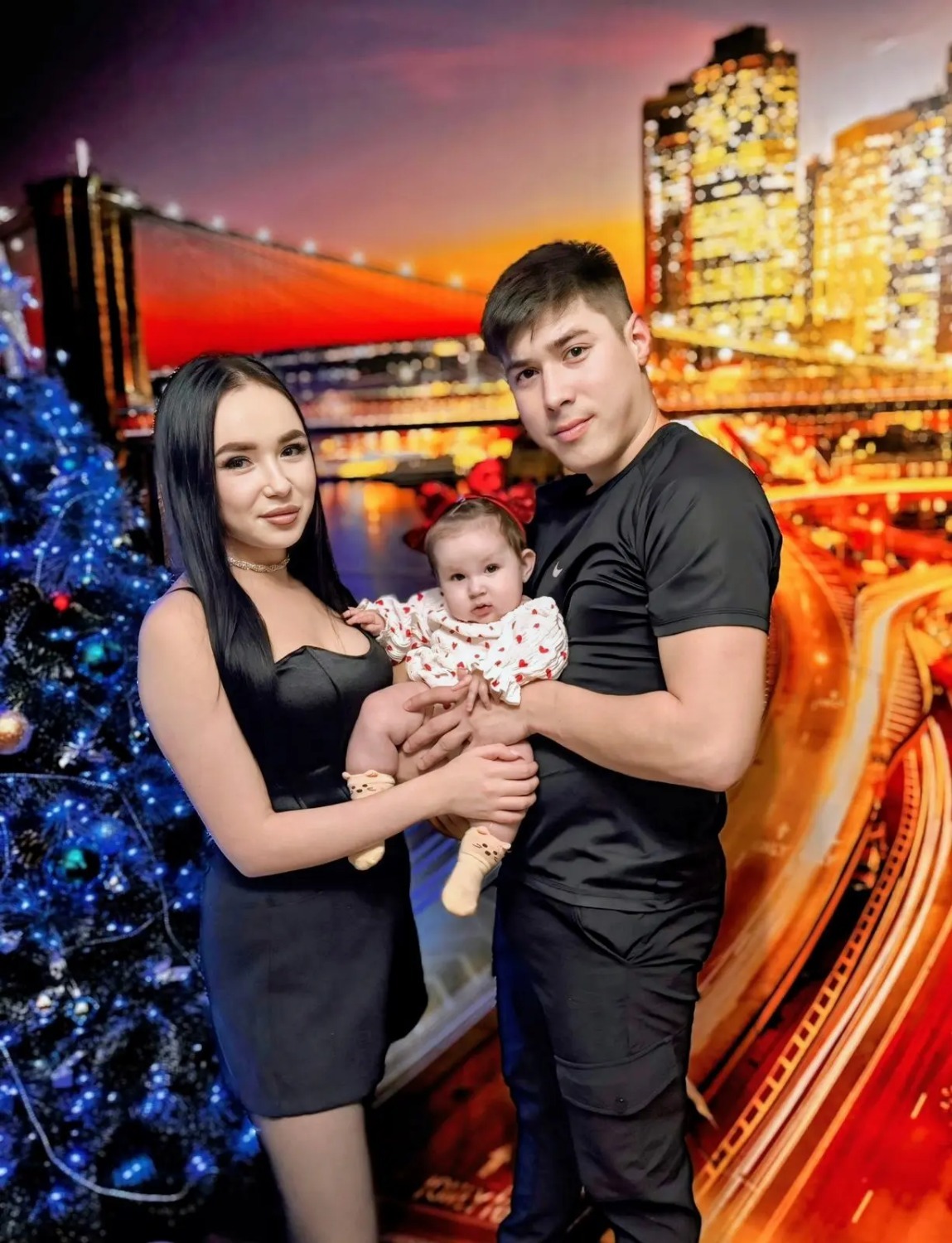 архив  семьи Абдуллиных сын Ильсаф с семьей