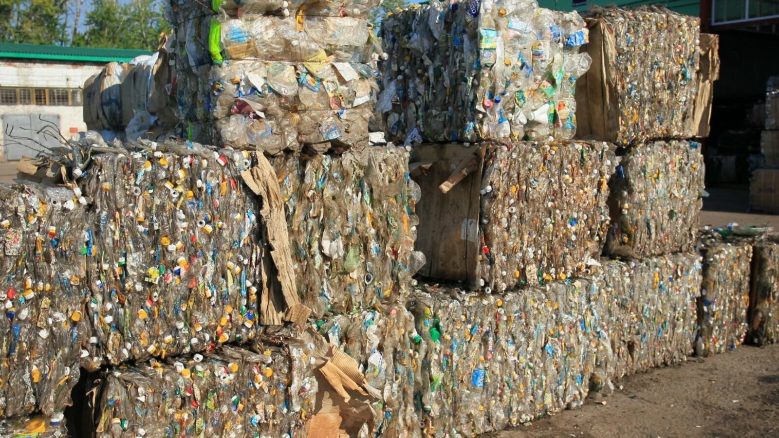 Олег Яровиков