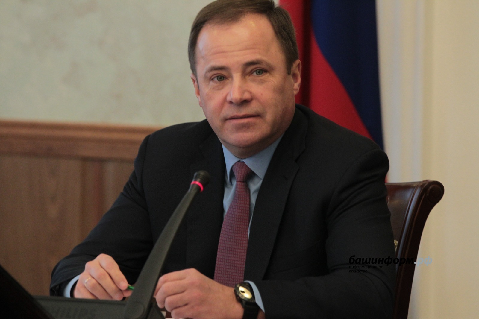 Олег Яровиков