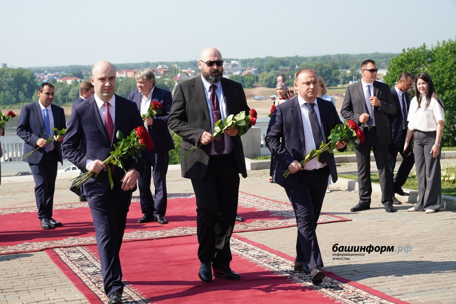 Олег Яровиков