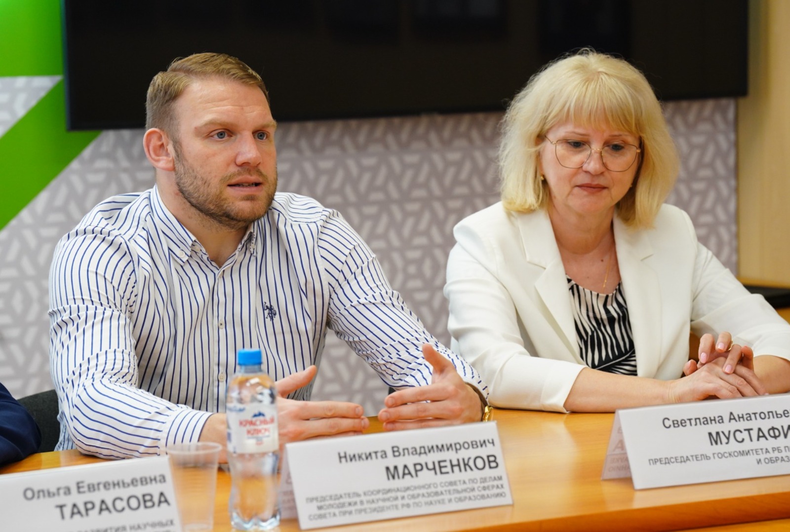 Олег Яровиков